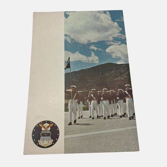 1969 Gateway to Aerospace The United States Air Force Academy Recruiting Booklet - Picture 2 of 6